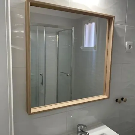 Costa Apartment *